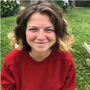 Etudiante en école de commerce, après 2 années de prépa, propose des cours particuliers pour collégiens et lycéens en difficultés